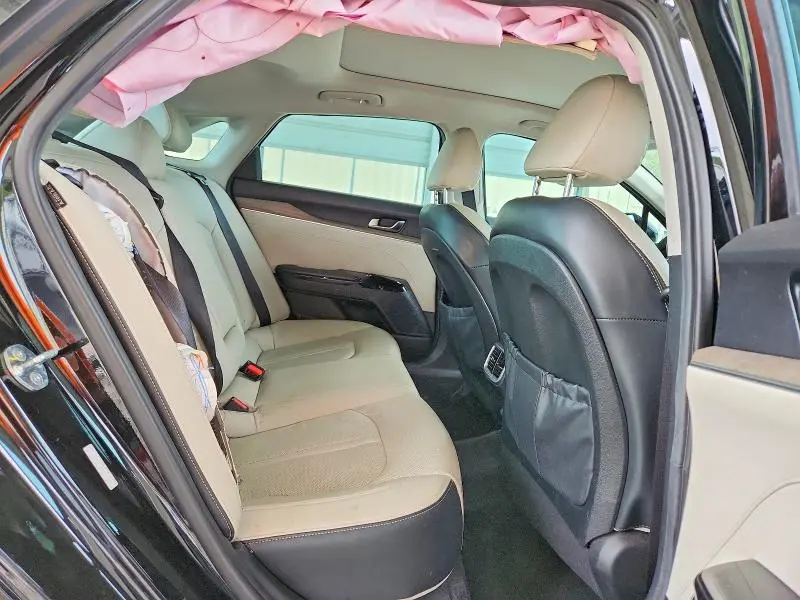 2022 KIA K5 EX  