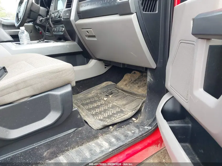 2017 FORD F-250 XLT