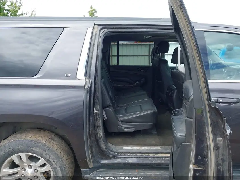 2017 CHEVROLET SUBURBAN LT