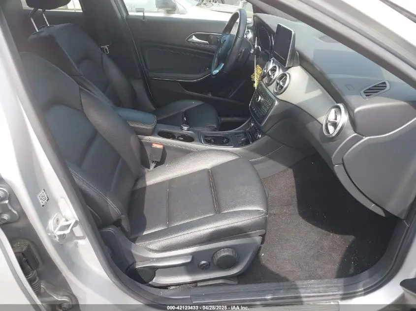 2016 MERCEDES-BENZ GLA 250  