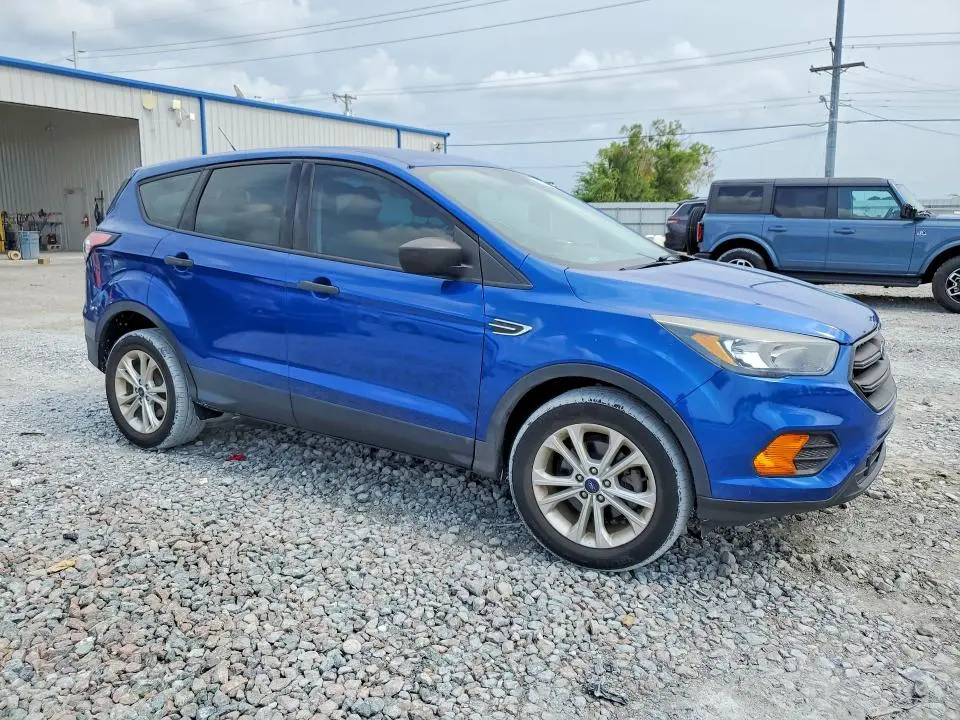 2018 FORD ESCAPE S  