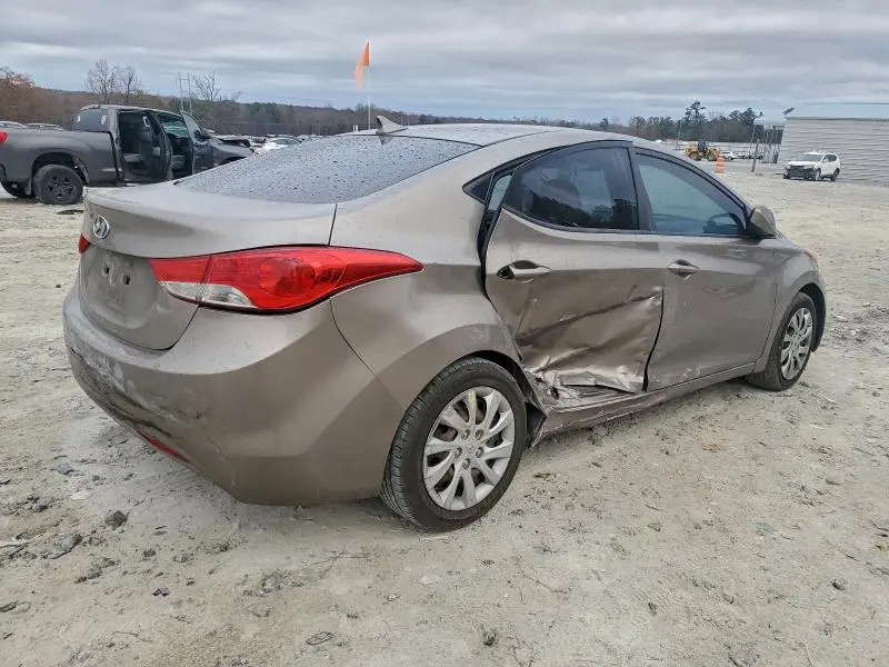 2011 HYUNDAI ELANTRA GLS  