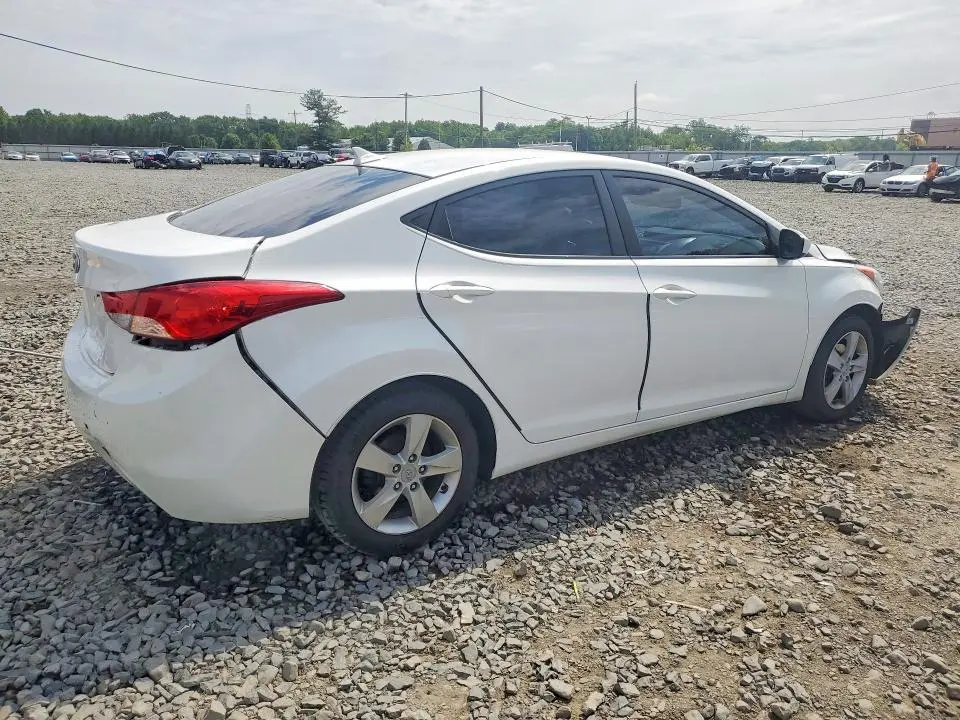 2011 HYUNDAI ELANTRA GLS  