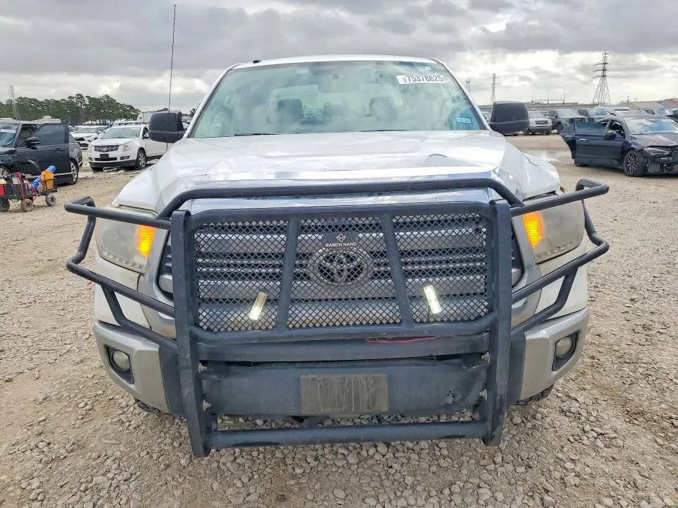 2017 TOYOTA TUNDRA   