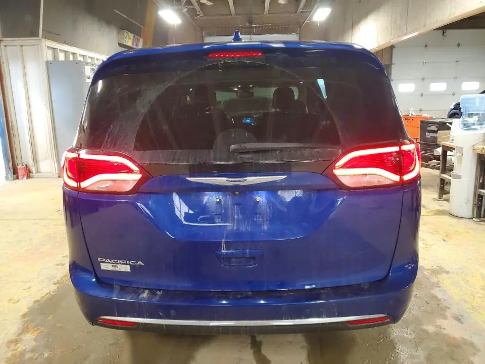 2020 CHRYSLER PACIFICA TOURING  