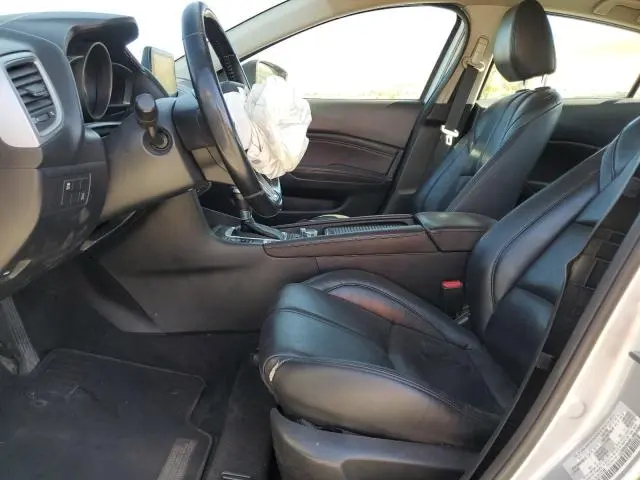 2018 MAZDA 3 TOURING  