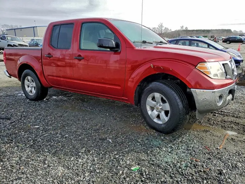 2010 NISSAN FRONTIER CREW CAB SE  