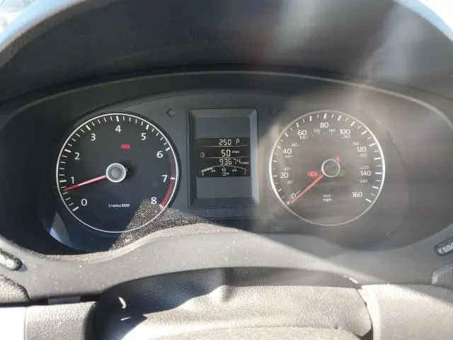 2013 VOLKSWAGEN JETTA SE  