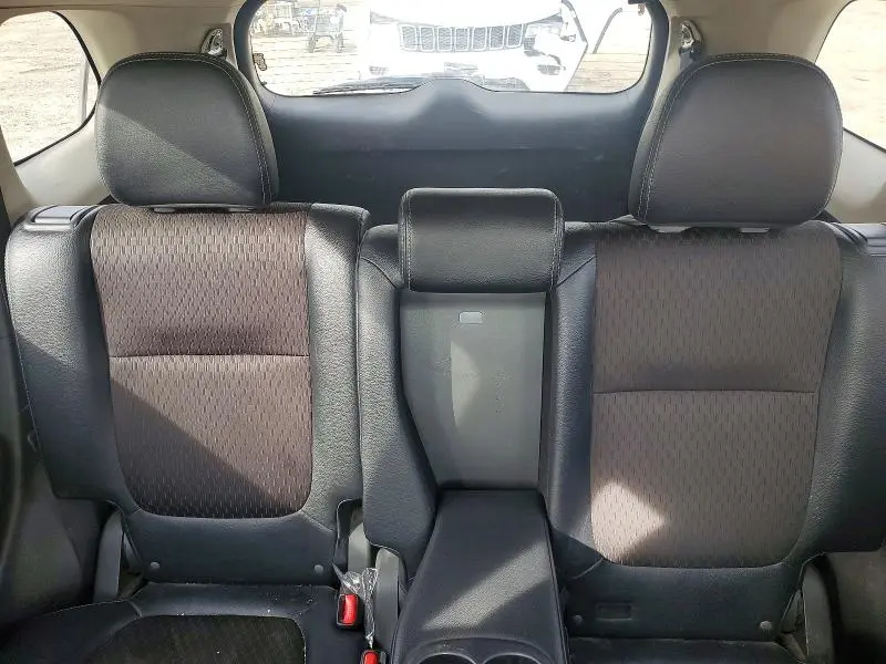 2015 MITSUBISHI OUTLANDER SE  