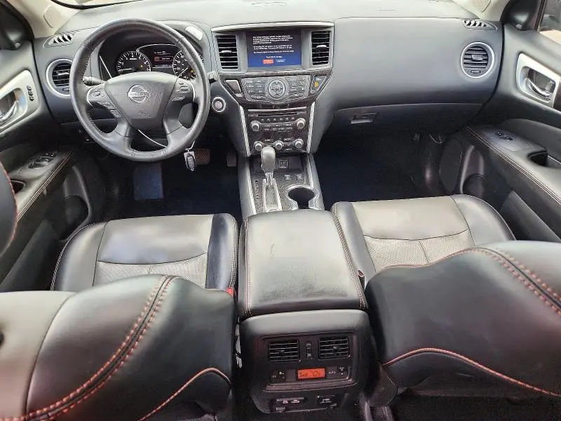 2019 NISSAN PATHFINDER SL  