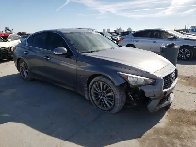 2018 INFINITI Q50 LUXE