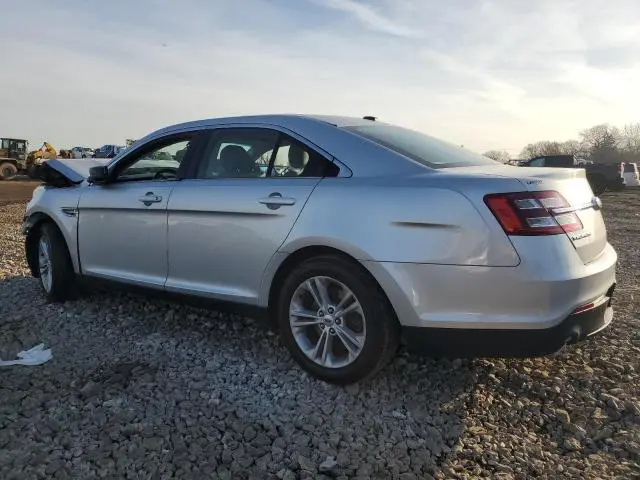 2019 FORD TAURUS SE