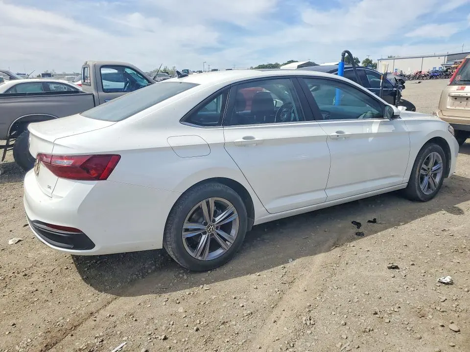 2024 VOLKSWAGEN JETTA SE  
