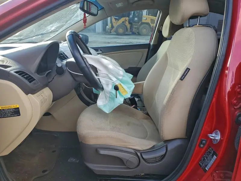 2012 HYUNDAI ACCENT GLS  