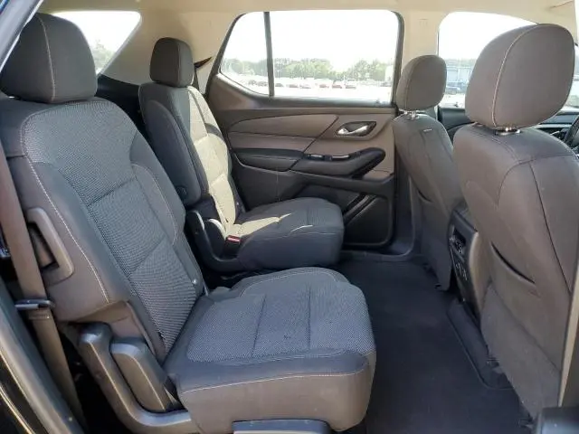 2020 CHEVROLET TRAVERSE LT  