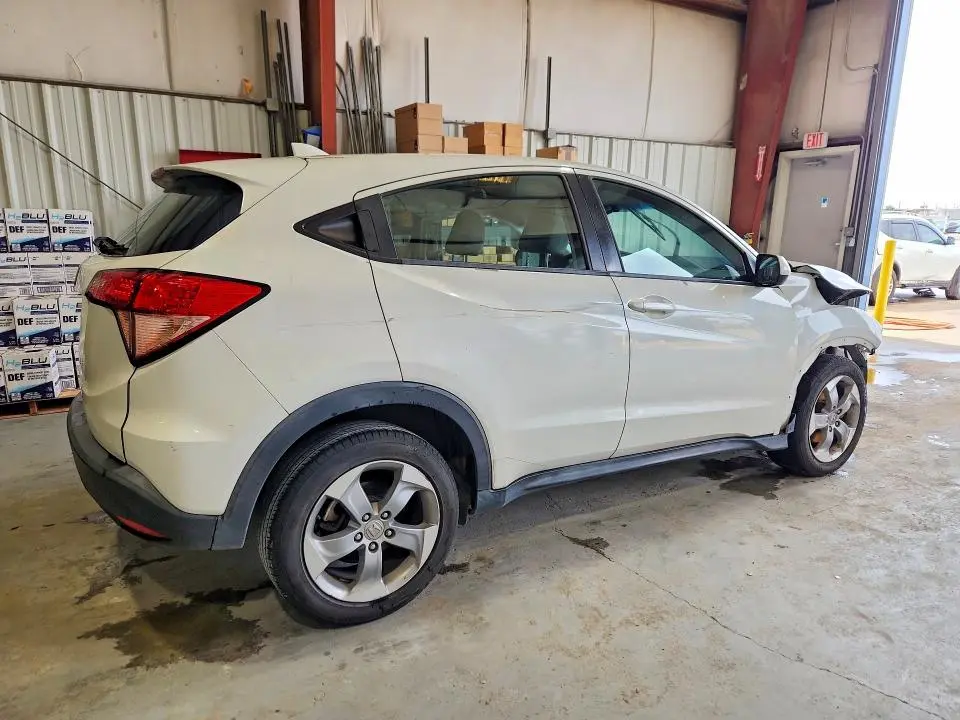 2018 HONDA HR-V LX  