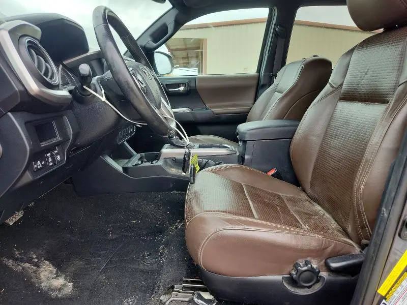 2017 TOYOTA TACOMA LIMITED  