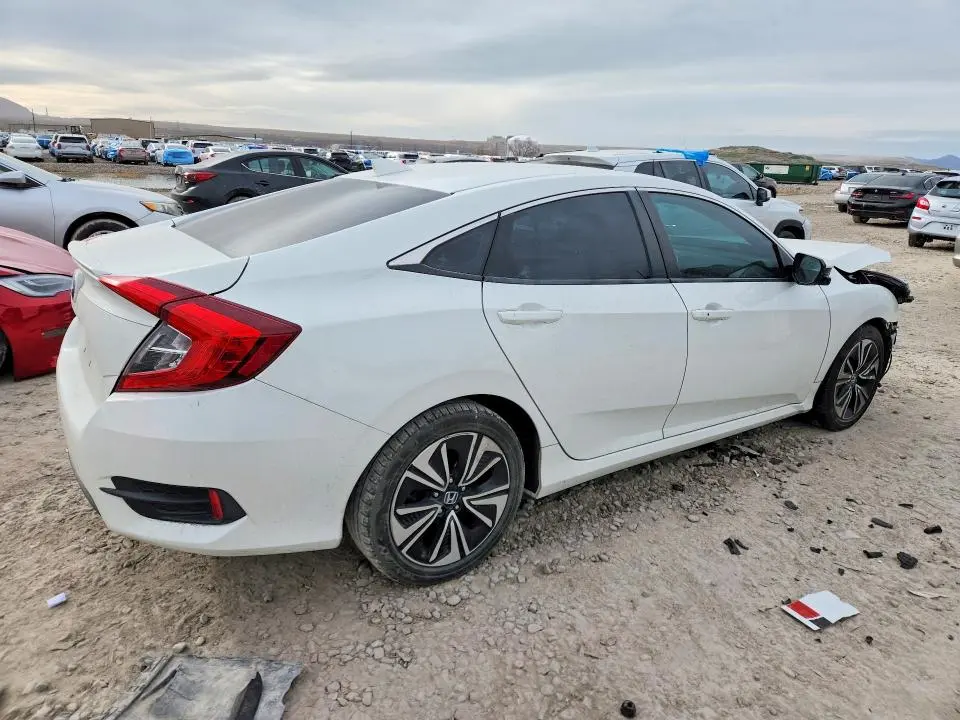 2017 HONDA CIVIC EX  