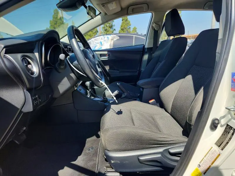 2018 TOYOTA COROLLA IM BASE  