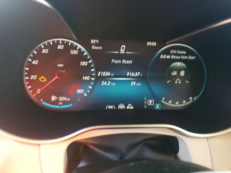 2022 MERCEDES-BENZ GLC 300 4MATIC  