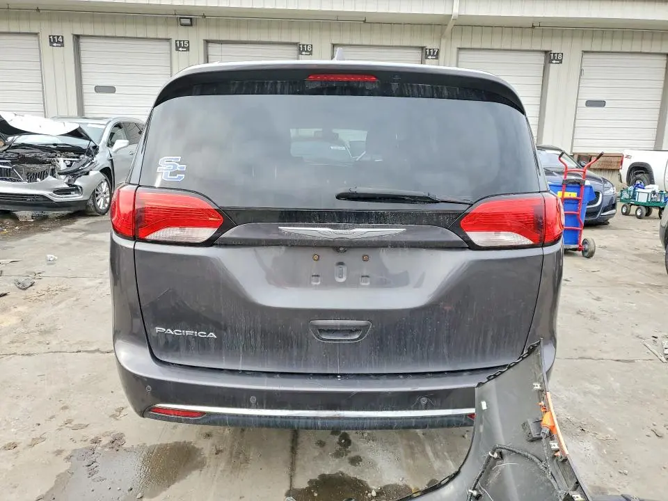 2017 CHRYSLER PACIFICA TOURING L PLUS  