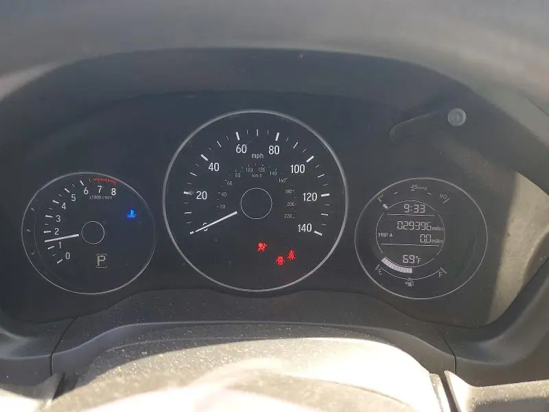 2022 HONDA HR-V LX  