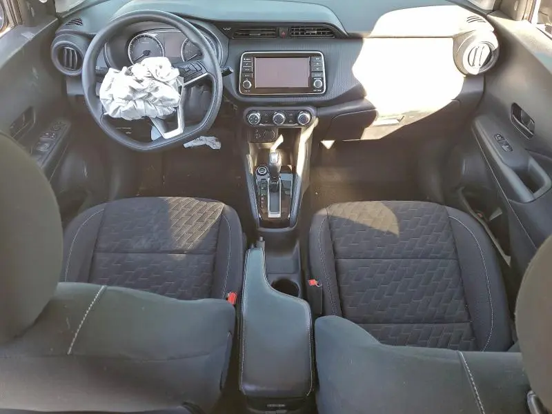 2021 NISSAN KICKS S  