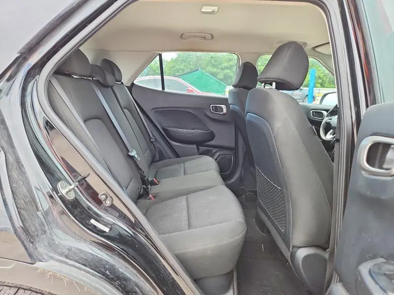 2021 HYUNDAI VENUE SE  
