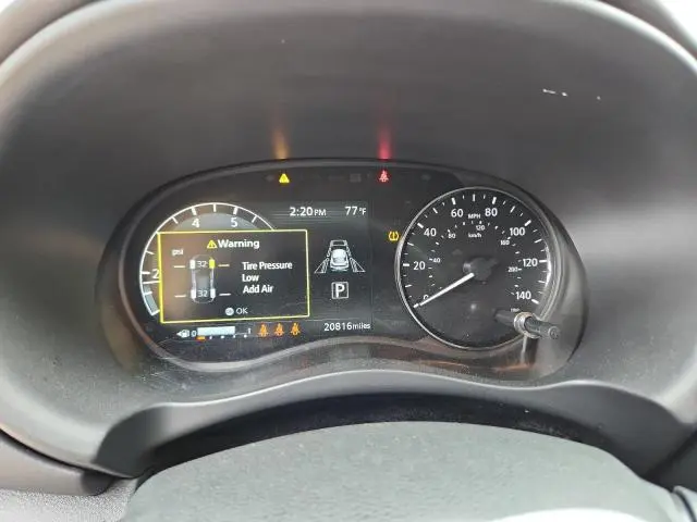 2021 NISSAN KICKS SR  