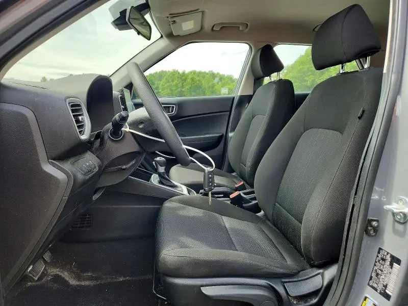 2020 HYUNDAI VENUE SE  