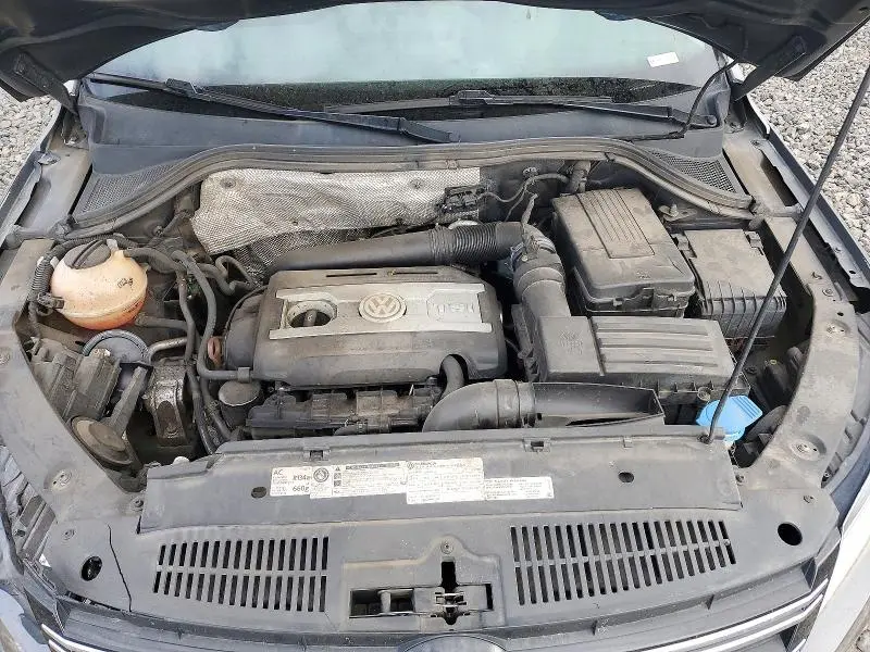 2012 VOLKSWAGEN TIGUAN S  