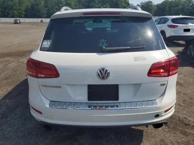 2014 VOLKSWAGEN TOUAREG V6  