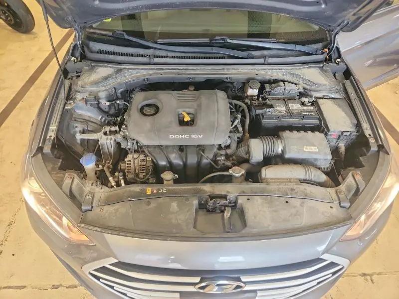 2018 HYUNDAI ELANTRA SE  