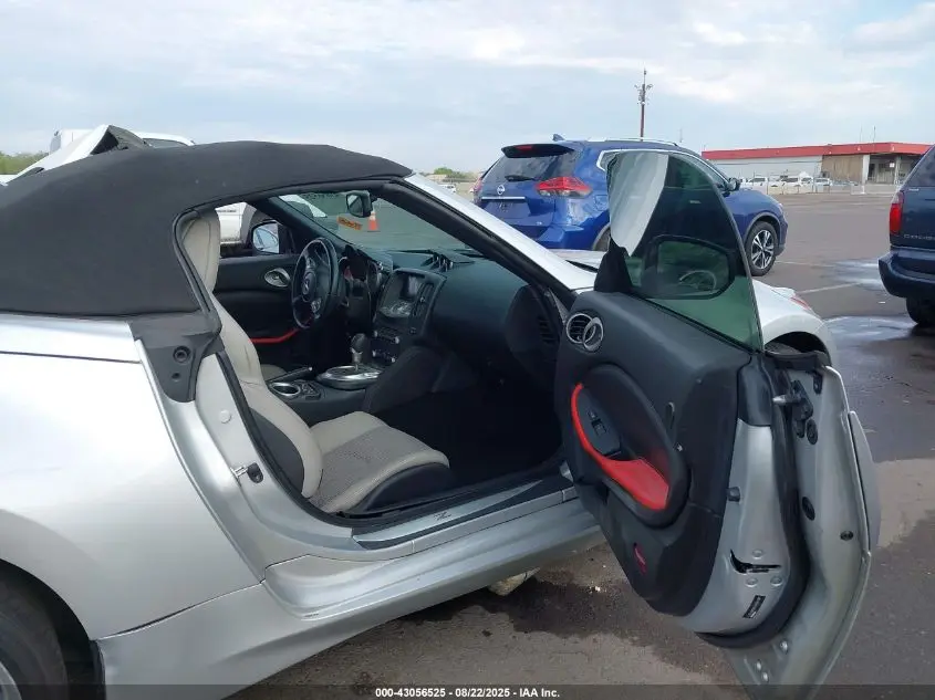 2012 NISSAN 370Z TOURING