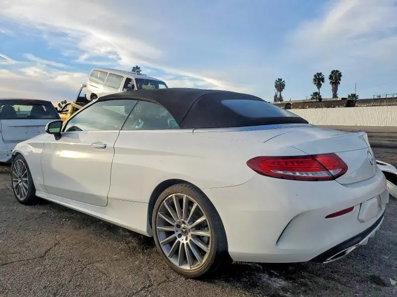 2017 MERCEDES-BENZ C 300  