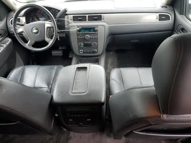 2010 CHEVROLET AVALANCHE LT  