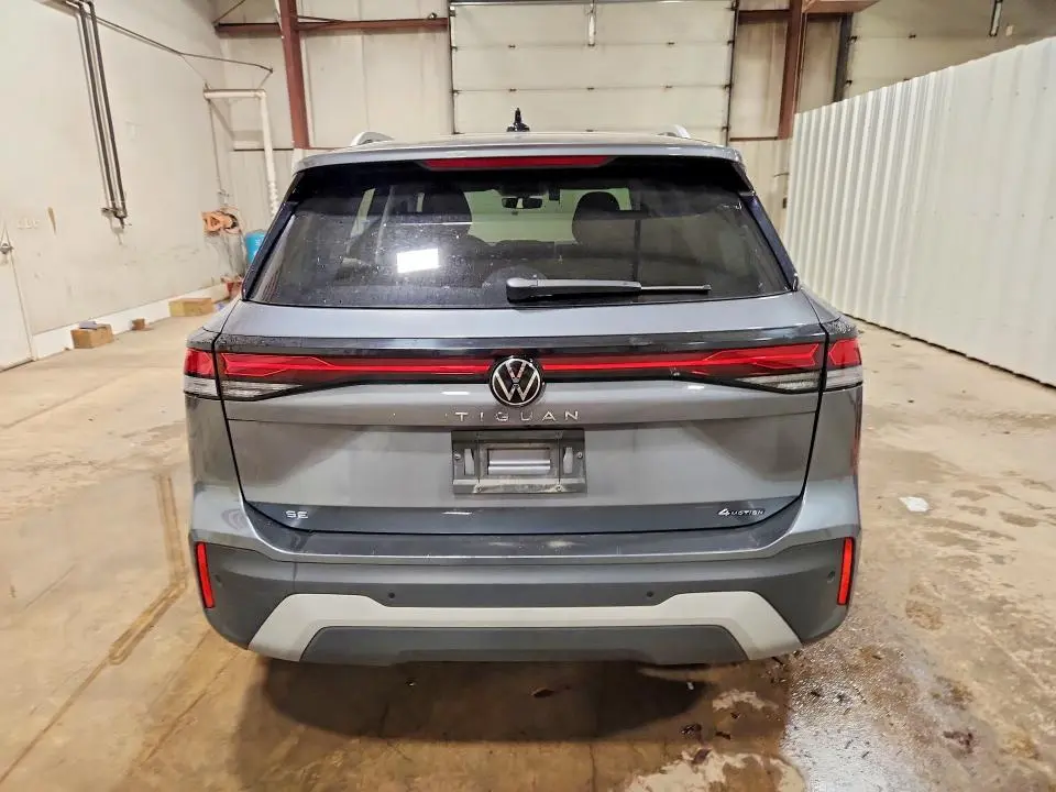2026 VOLKSWAGEN TIGUAN SE  