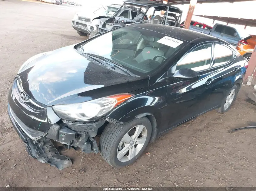 2013 HYUNDAI ELANTRA GLS