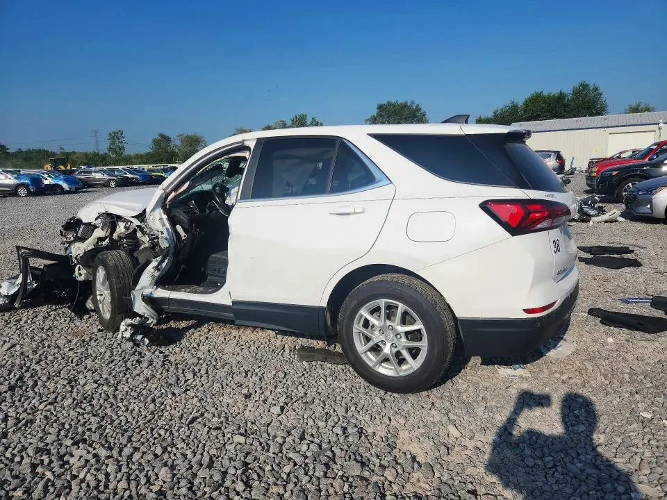 2022 CHEVROLET EQUINOX LT  