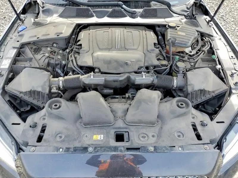 2015 JAGUAR XJ   