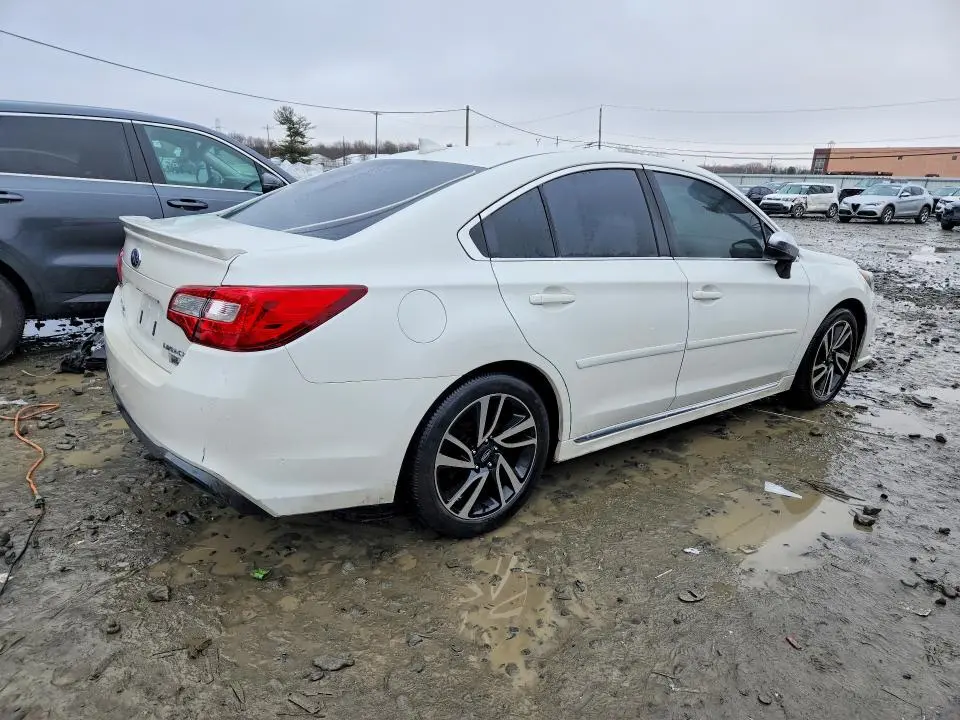 2018 SUBARU LEGACY SPORT  