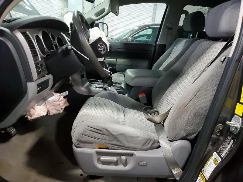 2011 TOYOTA TUNDRA DOUBLE CAB SR5  