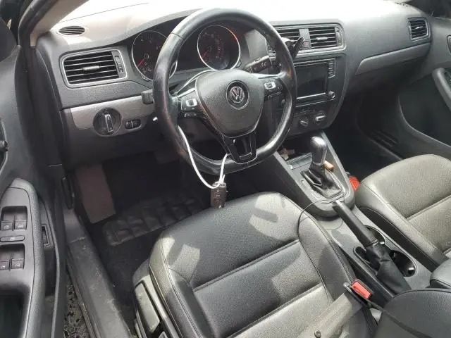 2017 VOLKSWAGEN JETTA SE  