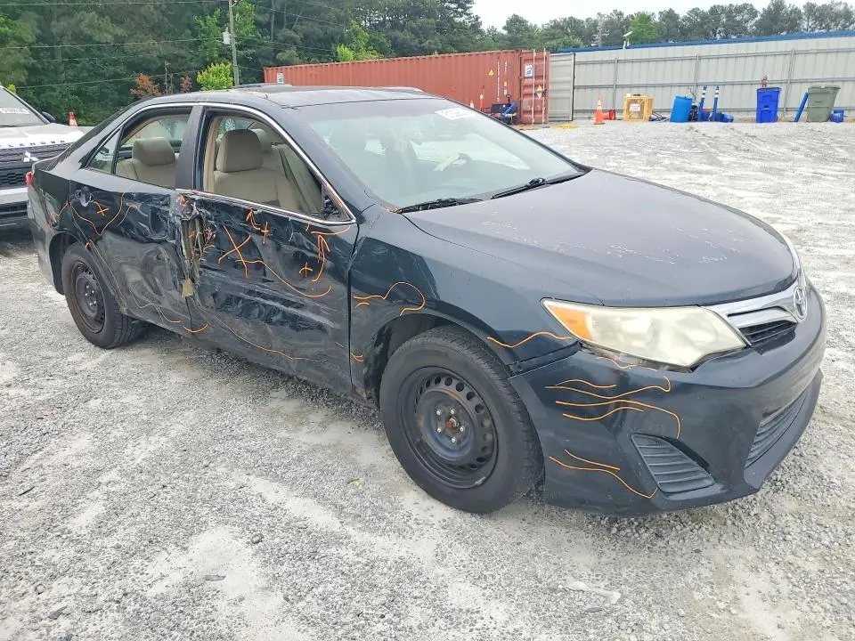 2012 TOYOTA CAMRY LE  