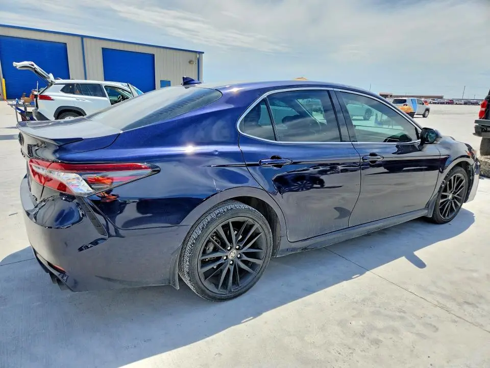 2022 TOYOTA CAMRY XSE  