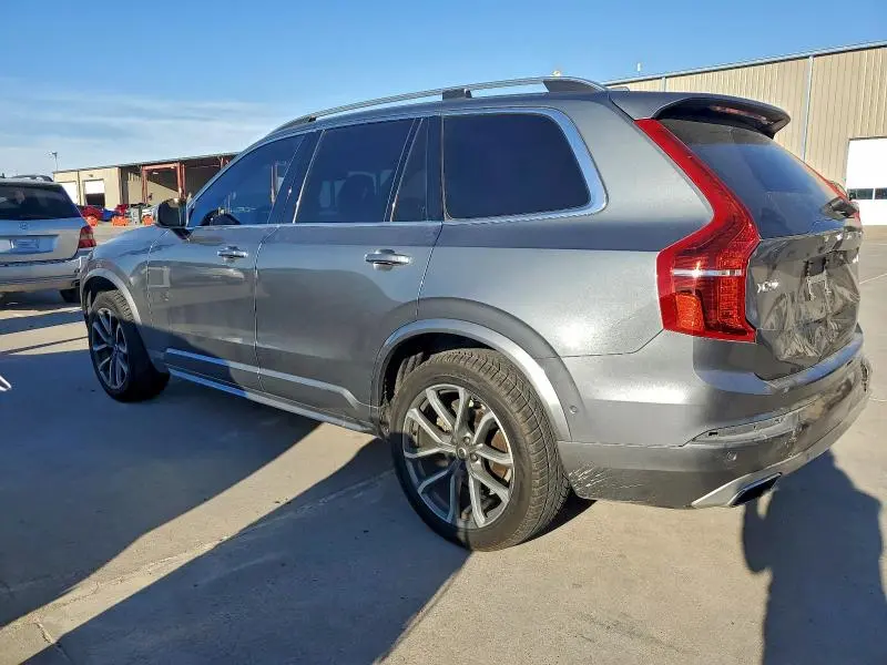 2018 VOLVO XC90 T6  