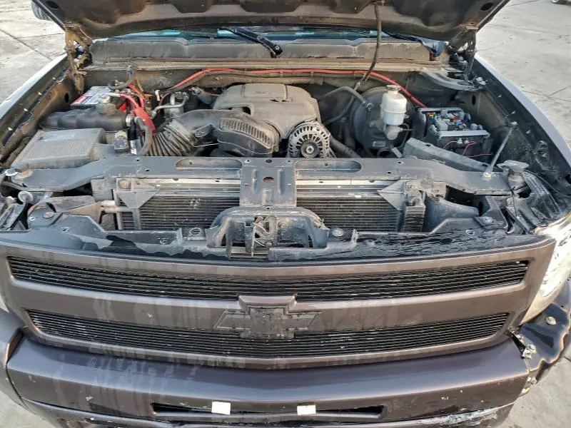 2011 CHEVROLET SILVERADO K1500 LT  