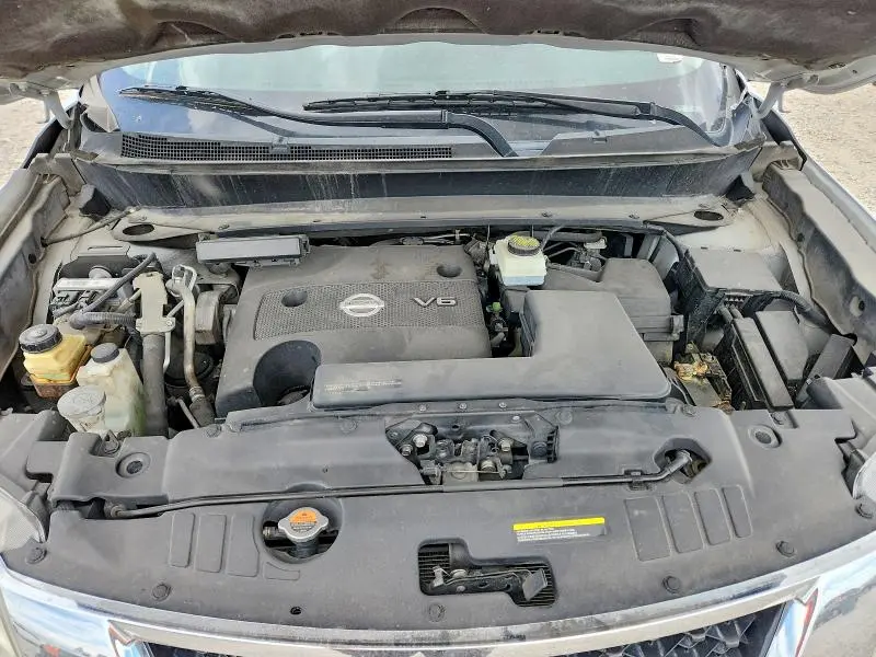 2014 NISSAN PATHFINDER S  