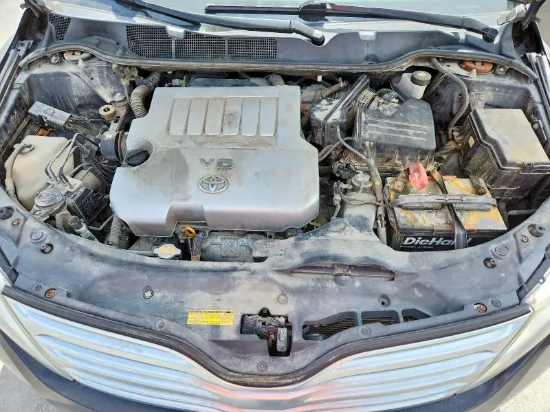 2011 TOYOTA VENZA AWD V6  