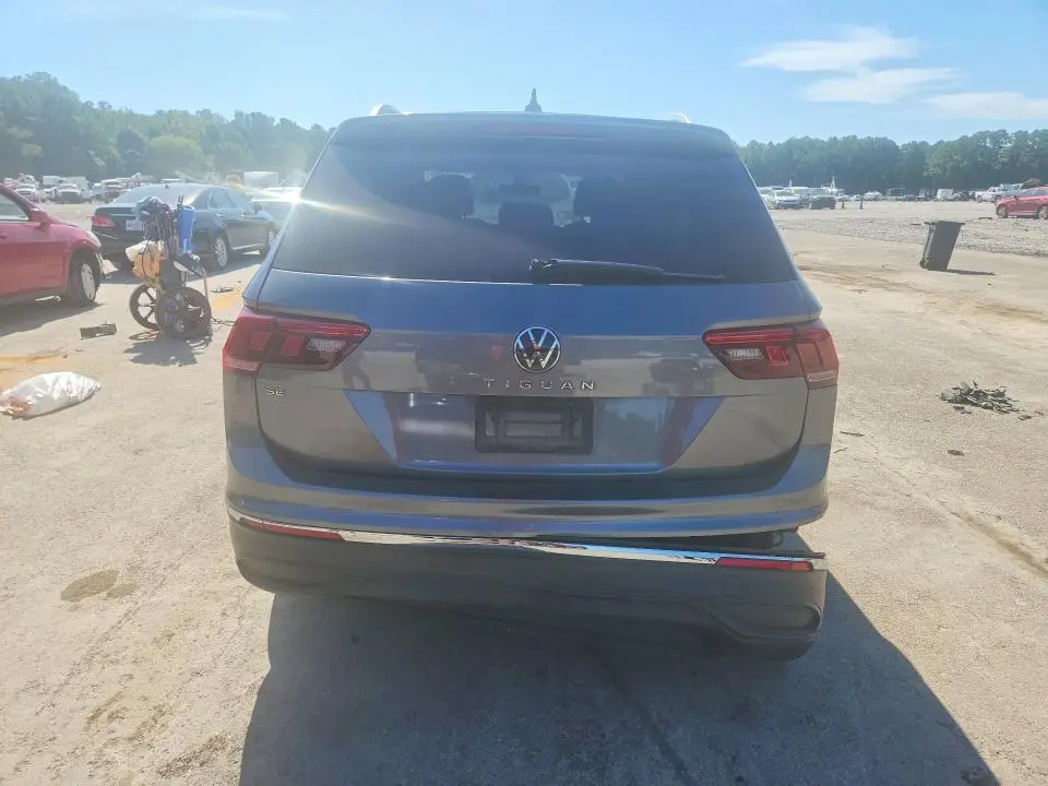 2023 VOLKSWAGEN TIGUAN SE  
